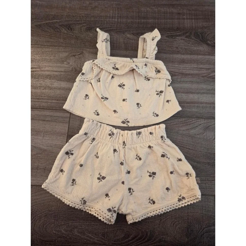 Modern moments baby girl outift‎ 12 mos